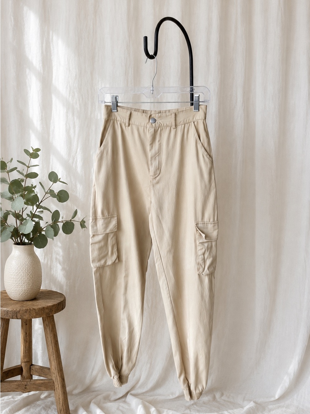 Missguided Tan High Rise Cargo Jogger Pants Size 4